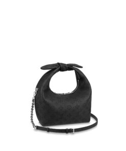 Louis Vuitton M20703 Why Knot PM