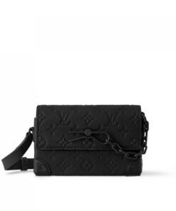 Louis Vuitton Steamer Wearable Wallet M81746 Black