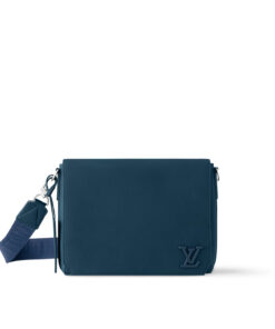 Louis Vuitton M23709 Takeoff Messenger Bleu Atlantique