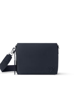 Louis Vuitton M11599 Takeoff Messenger MM Encre